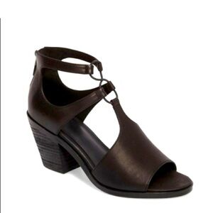 Eileen Fisher Leather Sandal Heels size 9